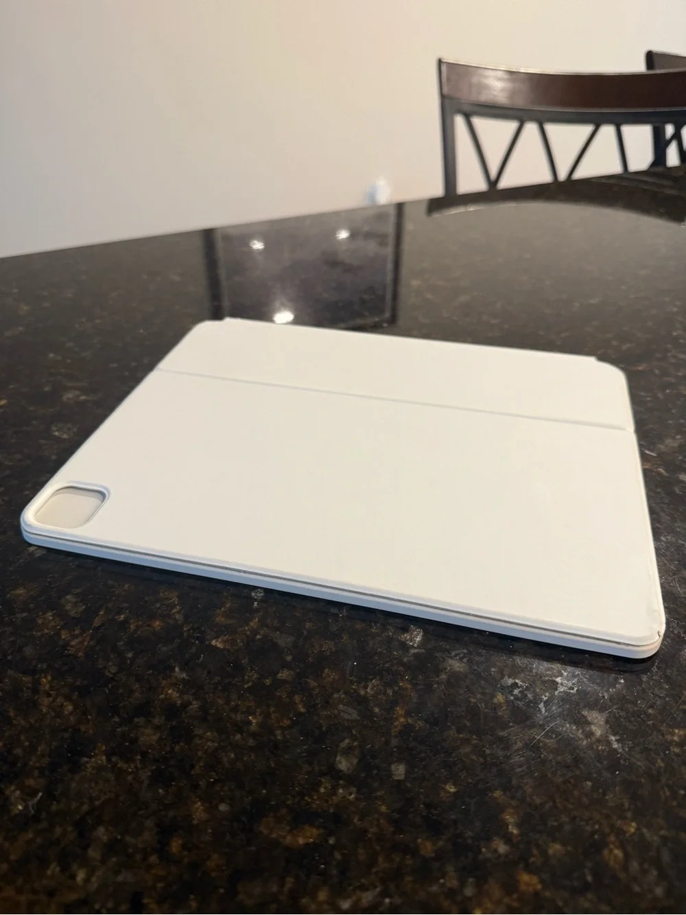 iPad Air 13 inch White Tablet Keyboard Case with Integrated Trackpad